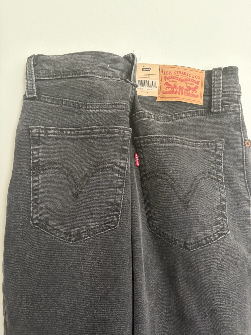Levi's Ribcage Straight - Picture 4 of 6